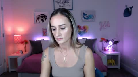 Holi Hurricane online show from October 9, 1:36 am