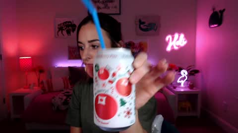 Holi Hurricane online show from December 1, 3:22 am