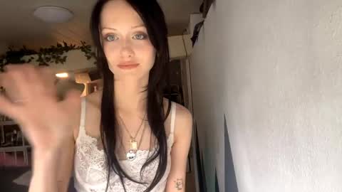 Ava online show from June 7, 3:38 pm