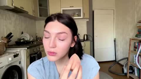 Sofia online show from April 24, 5:21 am