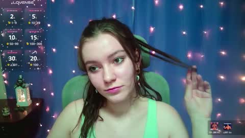 Lana online show from December 22, 1:30 pm