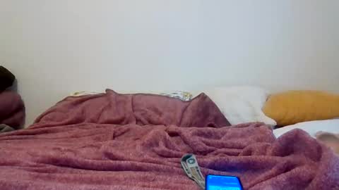 Holly Beth online show from March 18, 7:39 pm