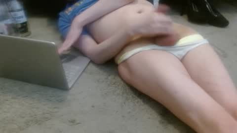 Holly Hawkes online show from December 15, 9:19 pm