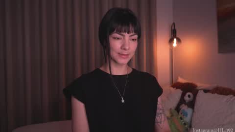 Snapshot of hollylinder_ chatting on November 5, 1:38 am Holly Linder online show from November 5, 1:38 am