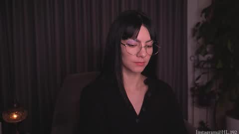 Snapshot of hollylinder_ chatting on November 13, 2:21 am Holly Linder online show from November 13, 2:21 am