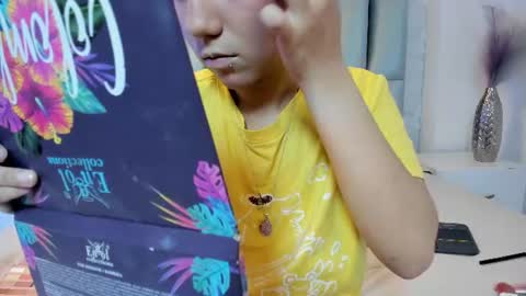 Snapshot of hollypeach_ chatting on July 13, 7:38 pm hollypeach_ online show from July 13, 7:38 pm