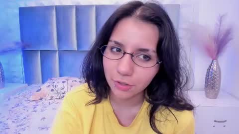 Snapshot of hollypeach_ chatting on July 28, 9:03 pm hollypeach_ online show from July 28, 9:03 pm