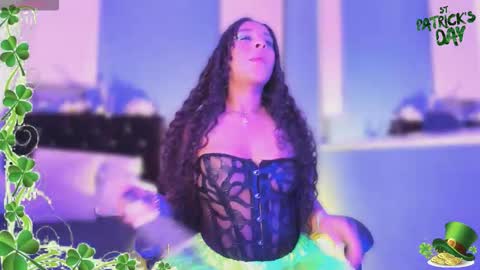 Hollys online show from March 18, 5:54 am