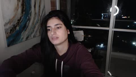 hollyshit_ online show from February 12, 2:14 am