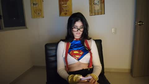 hollyshit_ online show from May 31, 1:25 am