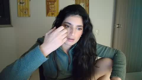 hollyshit_ online show from June 12, 12:53 am