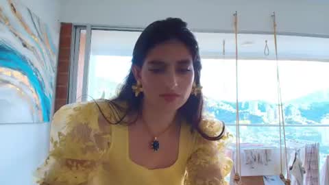 hollyshit_ online show from June 14, 9:50 pm