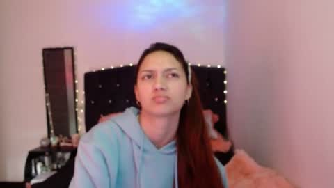 holy_julii online show from July 26, 4:58 pm