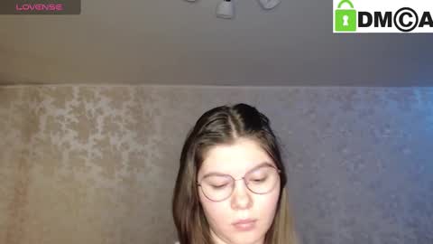 Welcome guys  Pleasure to see you all here  My name is MichaelaTip menu is active Private is open  online show from December 5, 2:31 am