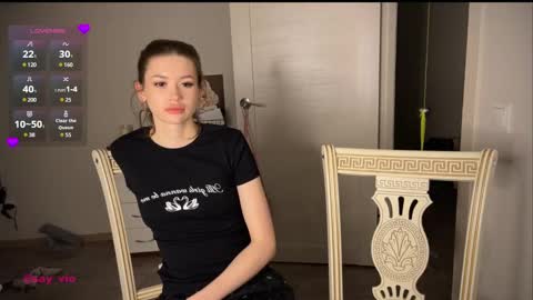 Snapshot of holybabe342 chatting on February 16, 4:21 pm Vio online show from February 16, 4:21 pm