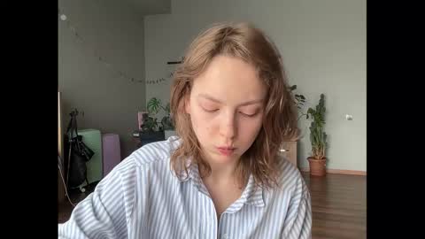 Snapshot of holydori chatting on September 10, 11:54 am dori not holy get my tg channel with link from description under last photo online show from September 10, 11:54 am