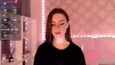 Snapshot of holymiax chatting on September 9, 3:28 am Mia online show from September 9, 3:28 am