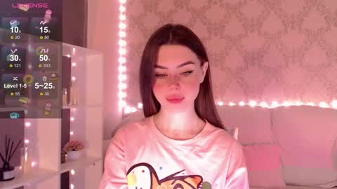 Snapshot of holymiax chatting on October 23, 3:50 am Mia online show from October 23, 3:50 am