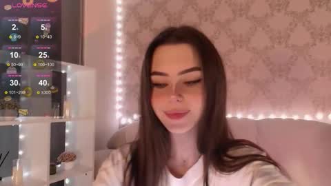 Snapshot of holymiax chatting on November 15, 3:15 am Mia online show from November 15, 3:15 am