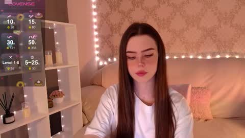 Mia online show from June 25, 3:39 am