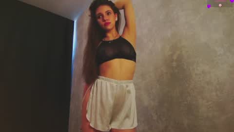 holysinner83 online show from July 16, 10:54 am
