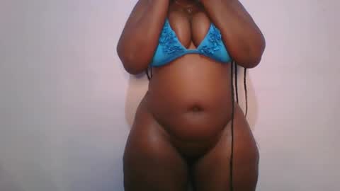 honey_beb online show from October 15, 5:24 pm