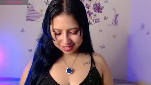 Snapshot of honey_buns_1 chatting on October 24, 12:12 pm mimi online show from October 24, 12:12 pm