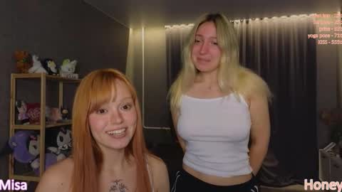 Snapshot of honey_honey_honey chatting on September 13, 9:25 pm Honey and Misa online show from September 13, 9:25 pm