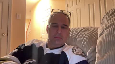 Snapshot of honey_man14 chatting on December 8, 4:04 am honey_man14 online show from December 8, 4:04 am