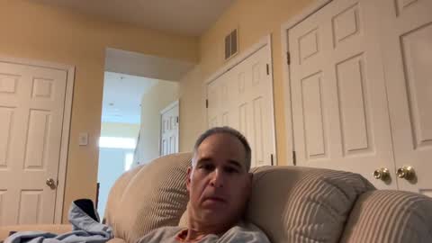 Snapshot of honey_man14 chatting on January 13, 7:31 pm honey_man14 online show from January 13, 7:31 pm