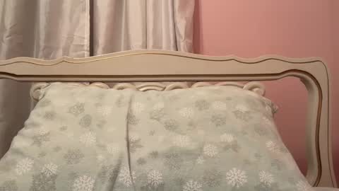 Snapshot of honey_man14 chatting on February 16, 2:21 pm honey_man14 online show from February 16, 2:21 pm