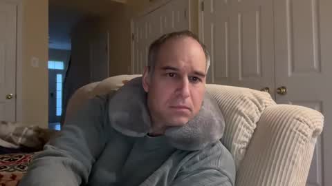 Snapshot of honey_man14 chatting on February 18, 10:47 pm honey_man14 online show from February 18, 10:47 pm