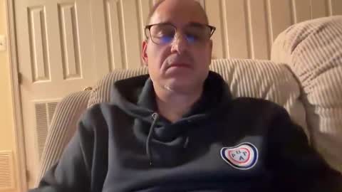 Snapshot of honey_man14 chatting on March 8, 3:28 am honey_man14 online show from March 8, 3:28 am