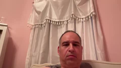 Snapshot of honey_man14 chatting on September 10, 6:41 pm honey_man14 online show from September 10, 6:41 pm