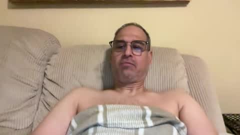 Snapshot of honey_man14 chatting on October 8, 8:01 am honey_man14 online show from October 8, 8:01 am