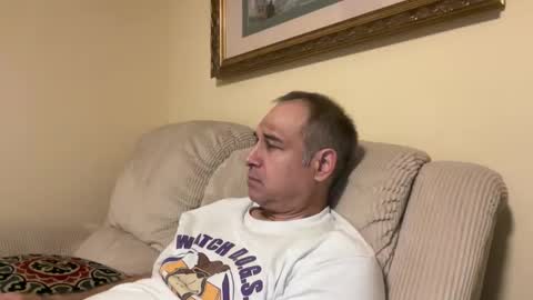 Snapshot of honey_man14 chatting on October 21, 1:39 am honey_man14 online show from October 21, 1:39 am