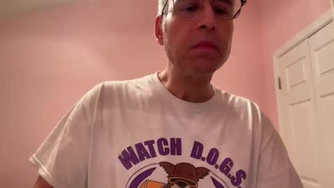 Snapshot of honey_man14 chatting on October 21, 7:03 pm honey_man14 online show from October 21, 7:03 pm