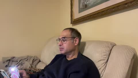 Snapshot of honey_man14 chatting on November 15, 3:26 am honey_man14 online show from November 15, 3:26 am