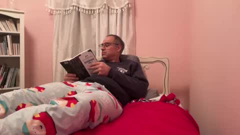 Snapshot of honey_man14 chatting on November 18, 12:16 am honey_man14 online show from November 18, 12:16 am