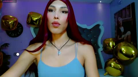 honey_moontsts online show from March 19, 11:58 am