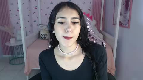 Snapshot of honey_torres_sub chatting on January 15, 12:58 pm HONEY online show from January 15, 12:58 pm