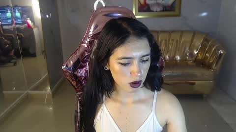 Snapshot of honey_torres_sub chatting on February 1, 7:02 pm HONEY online show from February 1, 7:02 pm