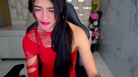 HONEY  online show from July 25, 1:41 pm