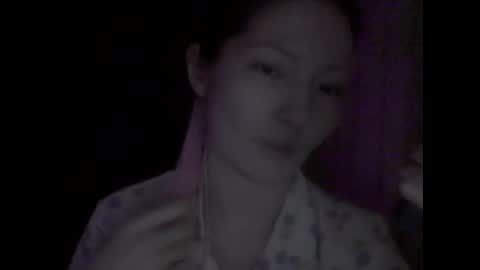 Snapshot of honey_yuzu chatting on November 8, 11:43 am honey_yuzu online show from November 8, 11:43 am