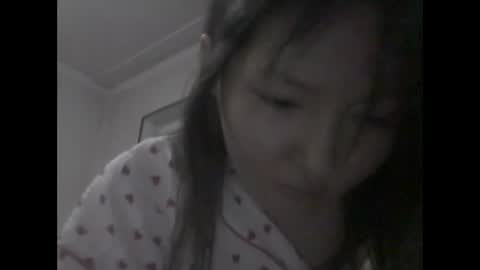 Snapshot of honey_yuzu chatting on December 4, 11:19 am honey_yuzu online show from December 4, 11:19 am