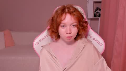 honeyautumn online show from January 12, 3:39 am