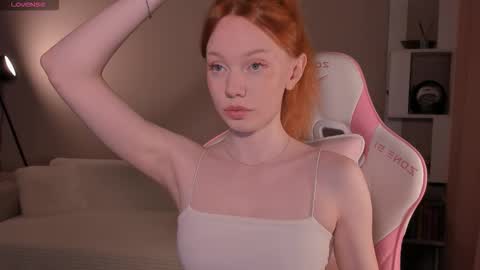 honeyautumn online show from February 2, 1:26 am