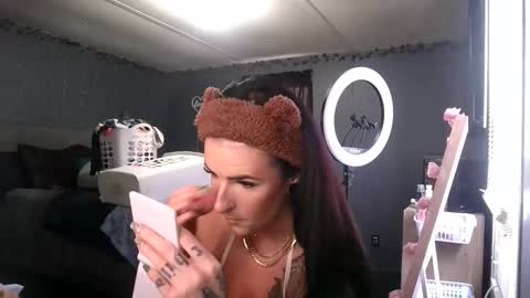 Snapshot of honeybabiii6969 chatting on March 9, 4:55 pm honeybabiii6969 online show from March 9, 4:55 pm