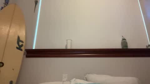 Snapshot of honeybun_z chatting on December 14, 6:34 pm honeybun_z online show from December 14, 6:34 pm