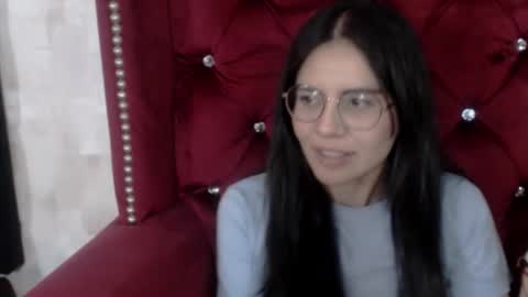 Emily online show from December 14, 3:50 pm